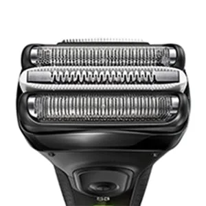 Braun Rasiererkopf mit drei Scherelementen für eine gründliche und komfortable Rasur.