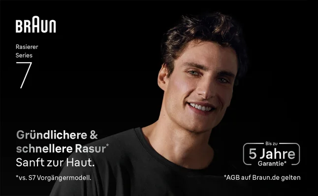 Ein lächelnder Mann mit rasiertem Gesicht. Der Text lautet: Eine gründlichere und schnellere Rasur.