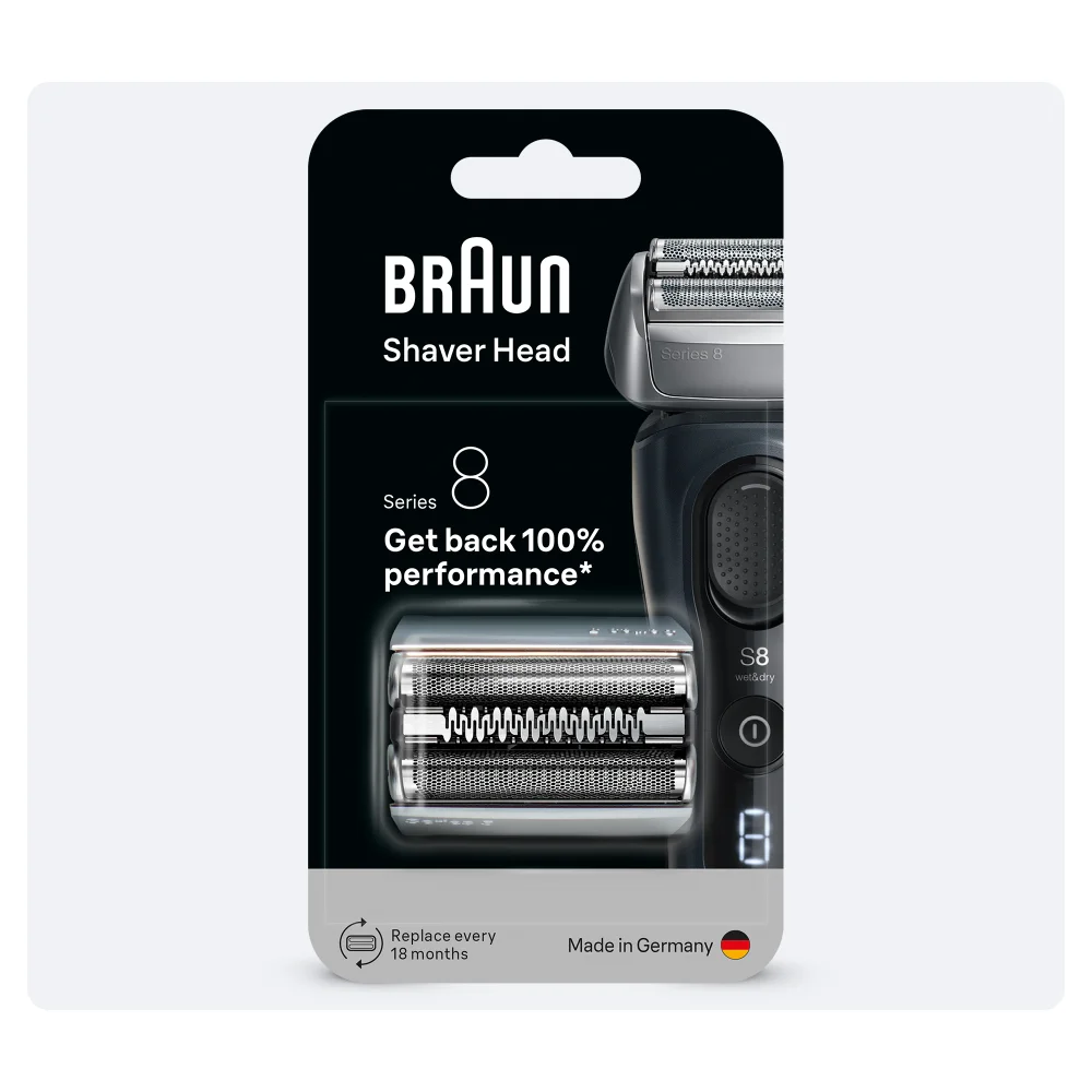 Braun Series 8 Scherkopf-Verpackung, bewirbt 100% Leistungsfähigkeit.